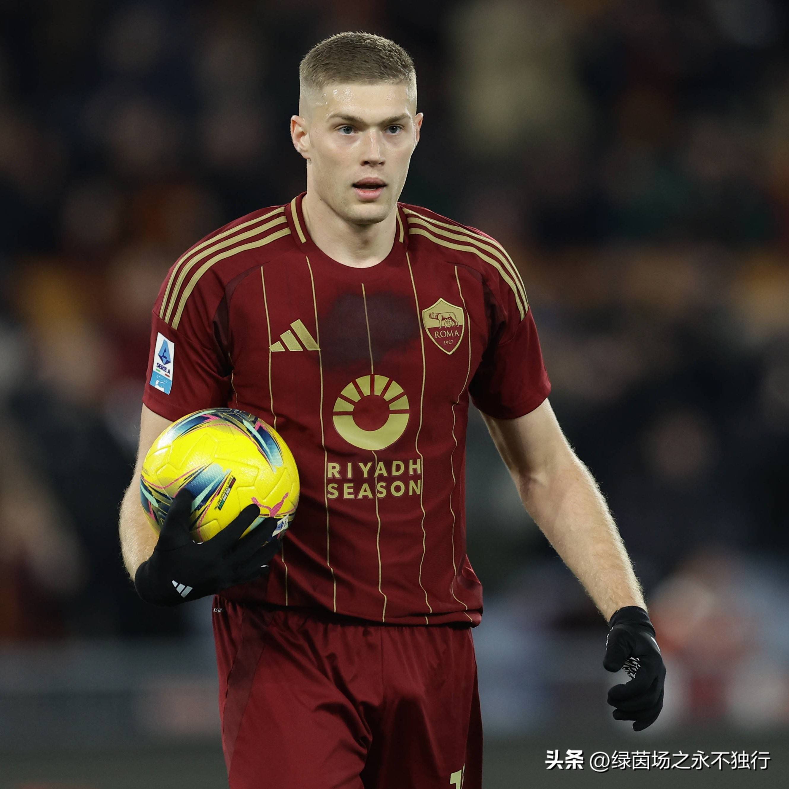 AC米兰重磅：4500万欧，压哨补强2悍将，目标前西甲金靴+曼城铁卫